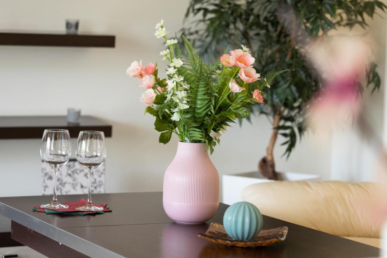 Apartment Trzy Zagle Gdansk By Noclegi Renters エクステリア 写真